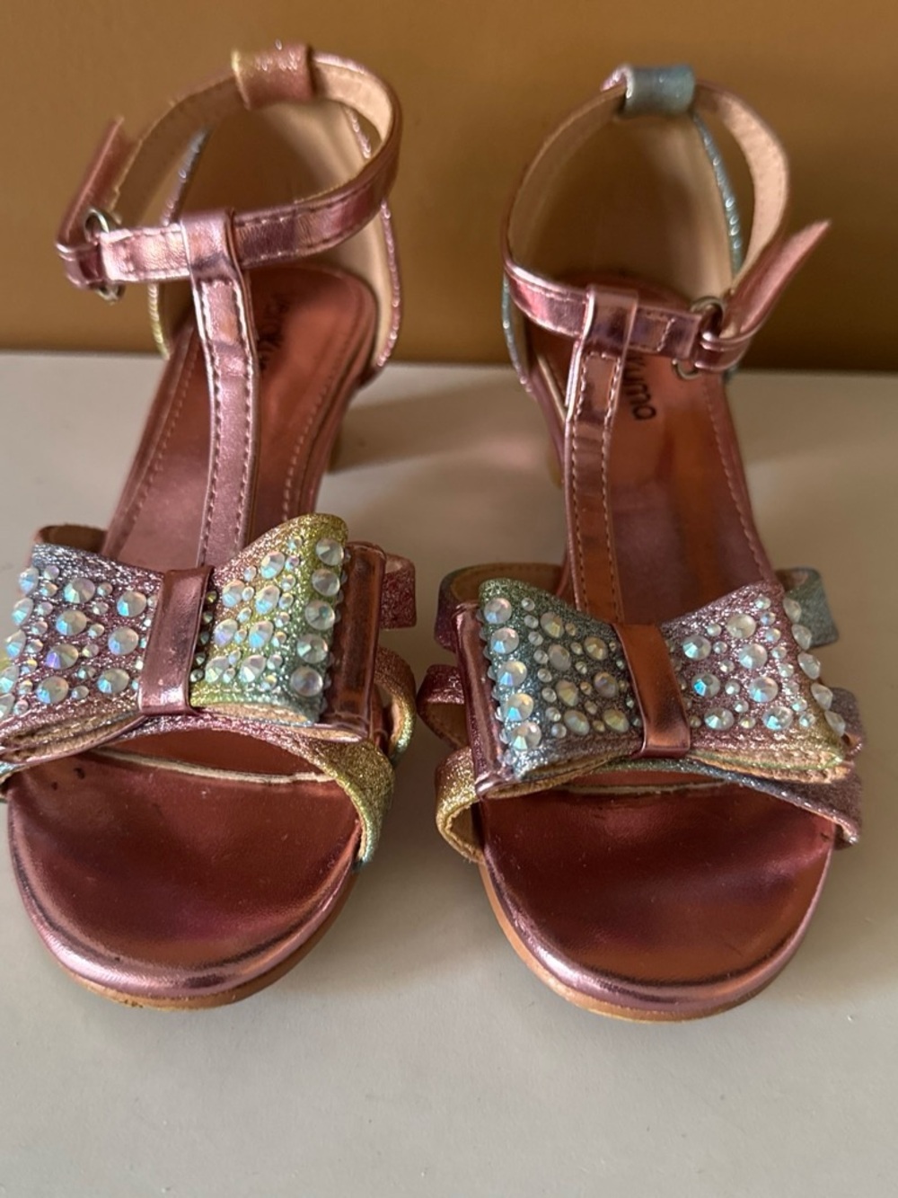 Girls' Metallic Pink Bow Sandals with Crystal Accents kid’sgirls